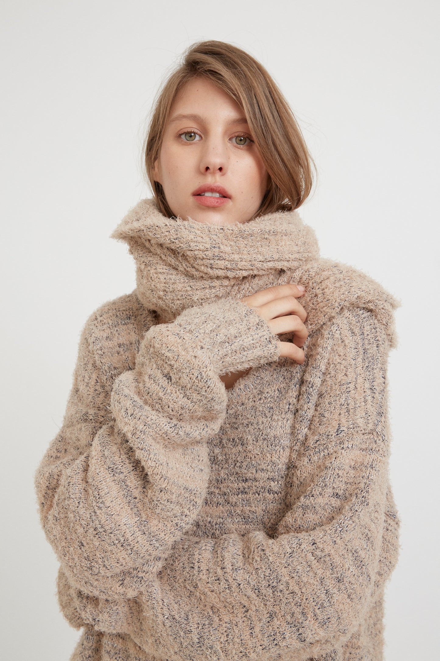 Fog Long Sweater Scarf