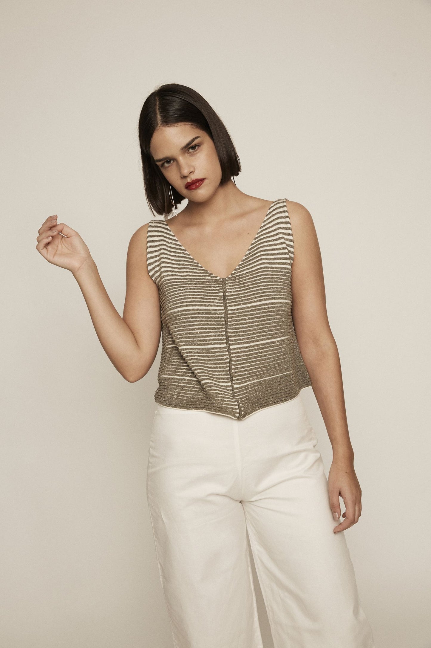 Ester Ferrando Shimmery Khaki White Textured Crop Top V-Neck Wide Straps